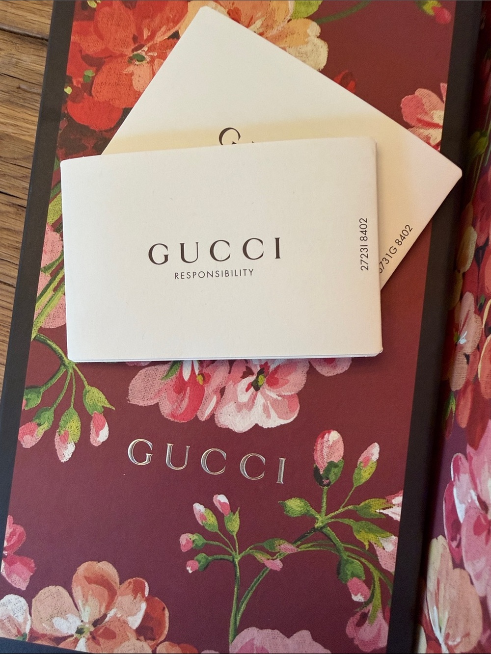 Gucci Blooms Pool Slides - Picture 10 of 10